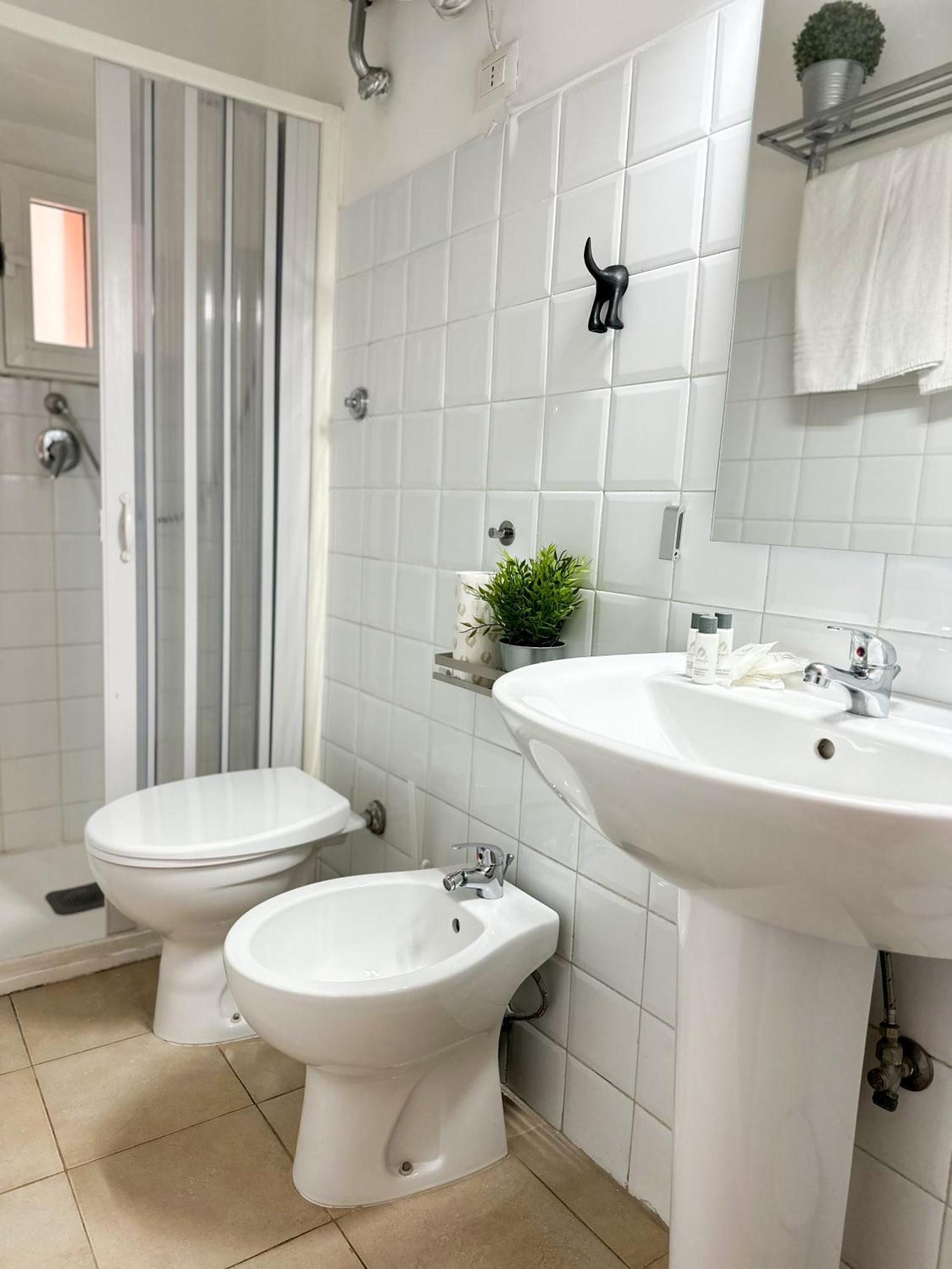 Apartment By The Colosseum - White Chic Flats Rom Exteriör bild
